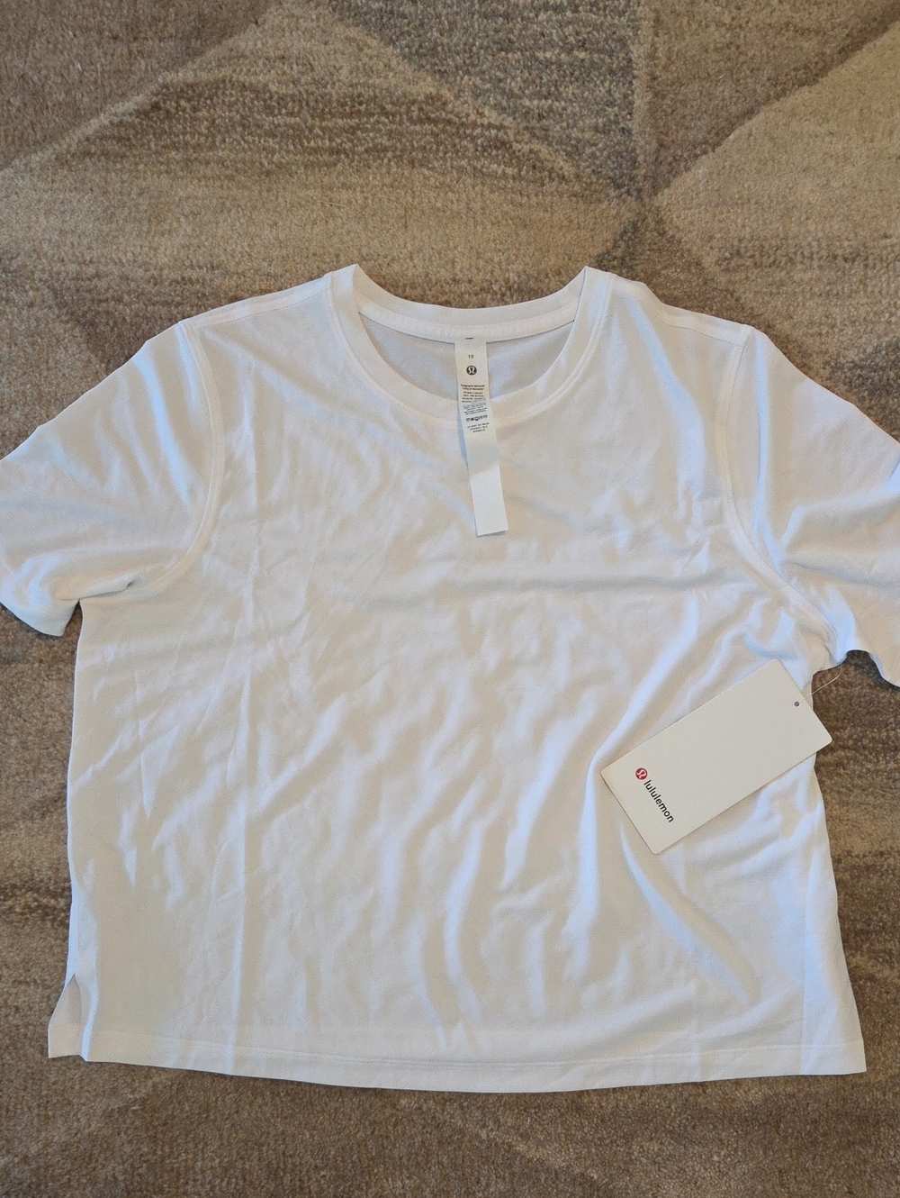 lululemon athletica Ultralight Waist-length Short Sleeve Tee